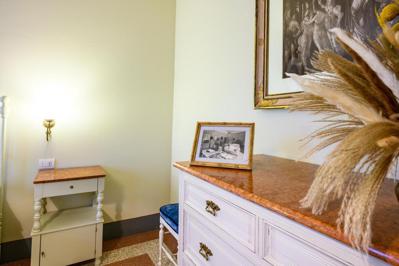 Foresteria Villa Puccini Casa Per Ferie Torre del Lago Puccini Bagian luar foto